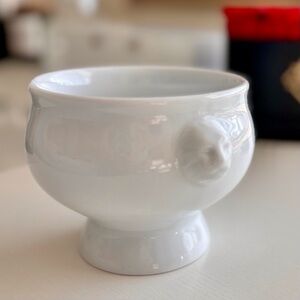 Bodum French White Porcelain Lion Head Soup Bowls - Set of 4
